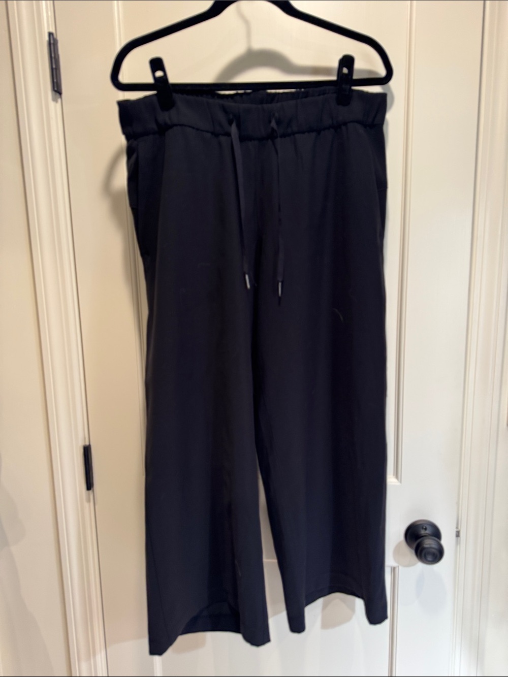 Lululemon On The Fly Pant Wide Leg 31 womens 10